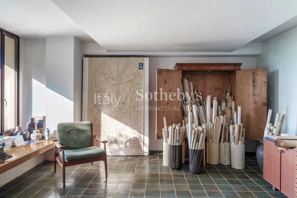 Bureau - Luxury Villa with Park in Verona