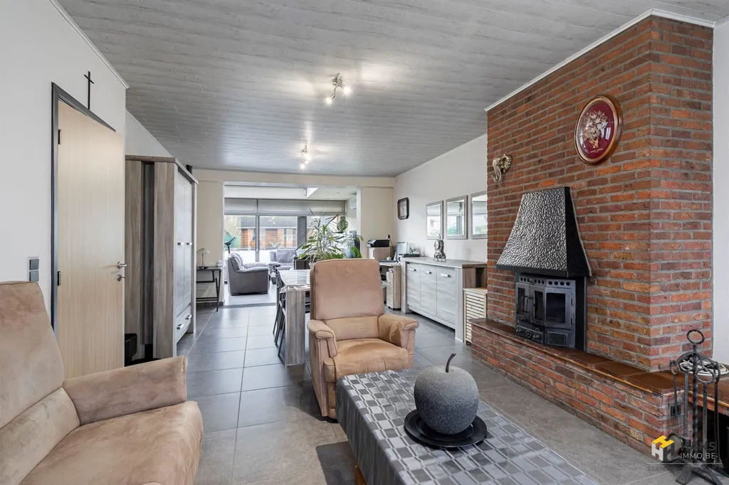 Soggiorno - Low-Rise Villa with Garden in Edegem