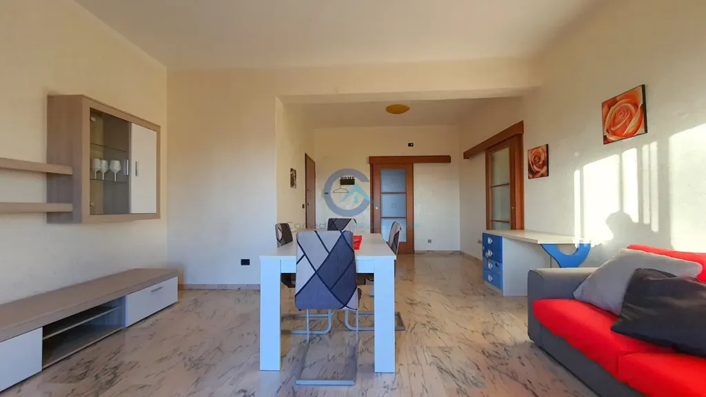 Séjour - Bright Apartment with Panoramic Balcony in Catanzaro