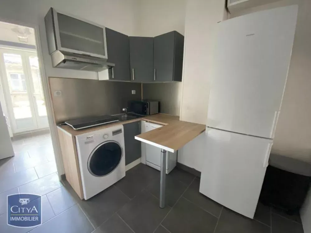 Cuisine - Appartement Meublé avec Terrasse à Charleville-Mézières