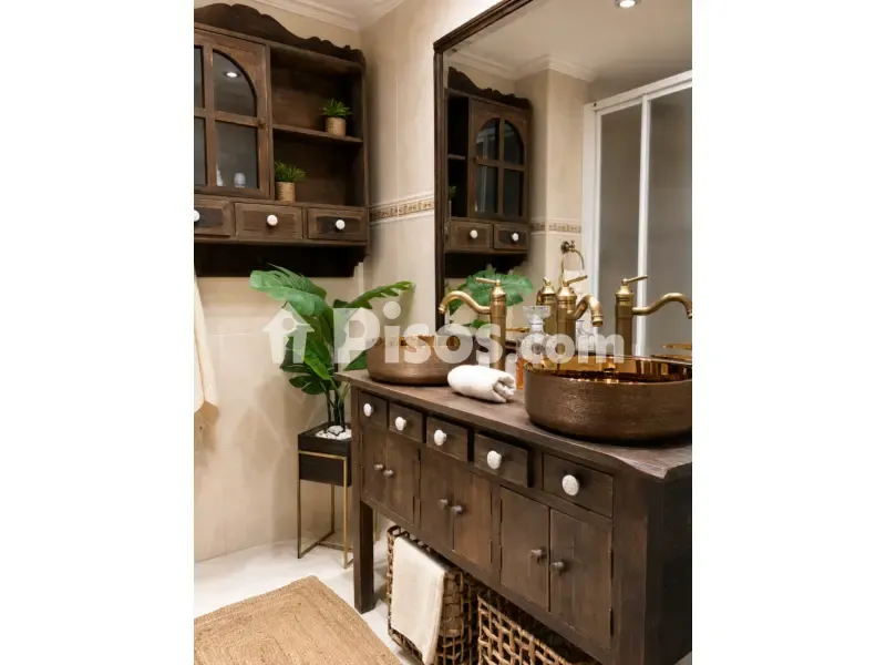 Salles de bain - Apartment with Terrace and Mountain Views in Gi-3560
