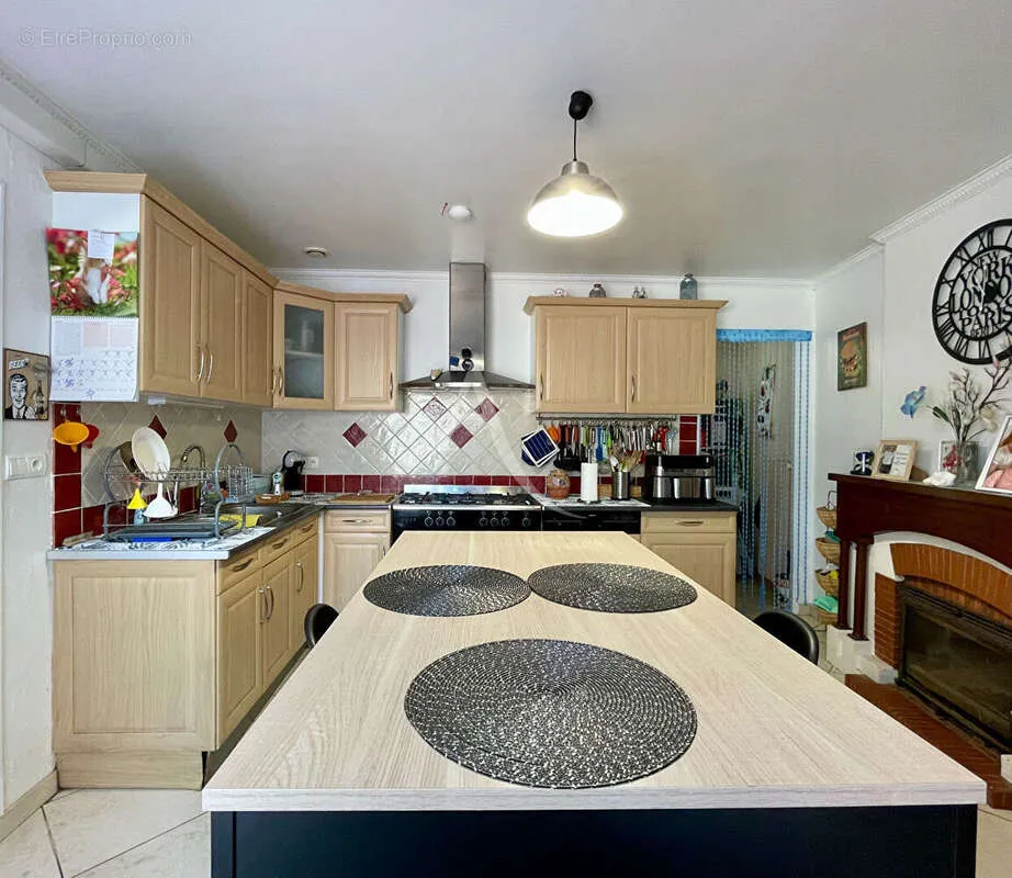 Cuisine - Maison avec Piscine et Studio à Selles-sur-Cher