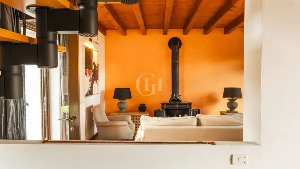 Elutuba - Villa with Private Terraced Garden in Brenzone