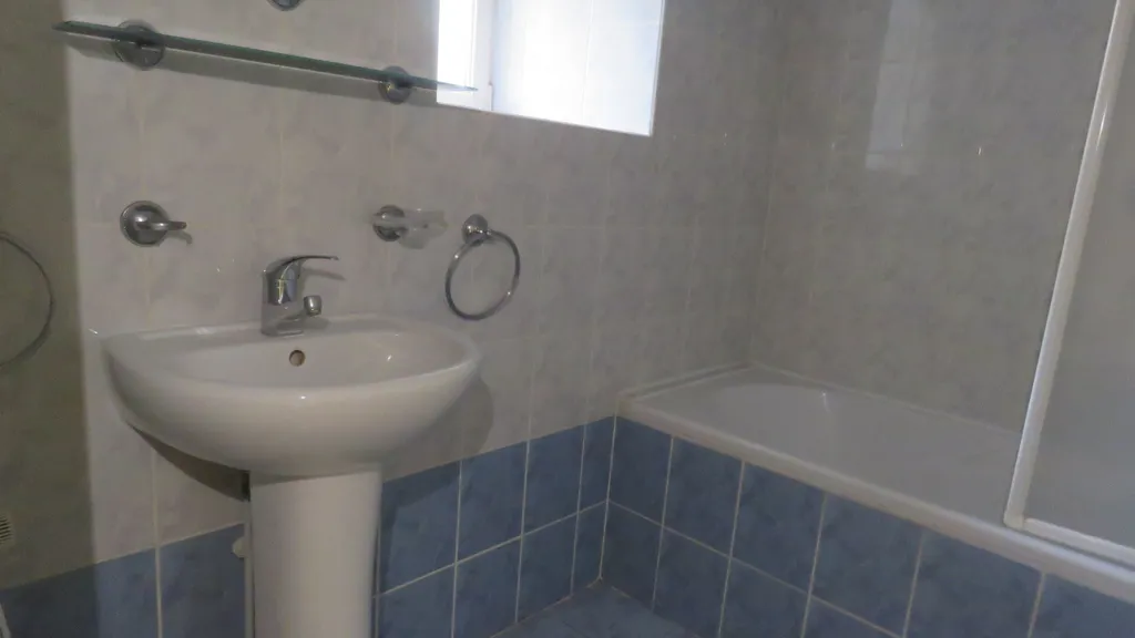 Bagni - Traditional House with Courtyard in Saint-Raphaël