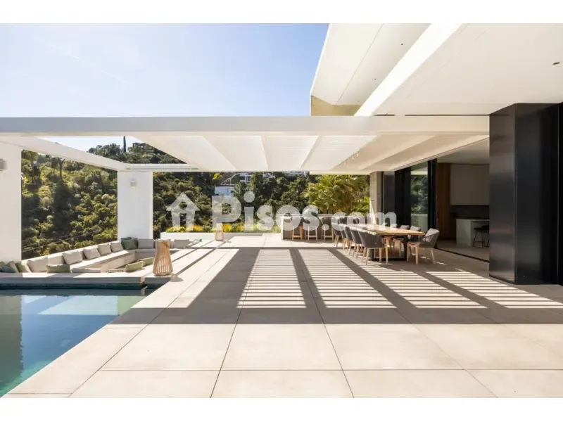 Piscine - Contemporary Villa with Infinity Pool in El Madroñal