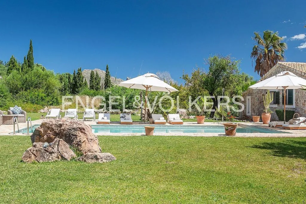 Bassein - Rustic Finca with Pool in Pollença