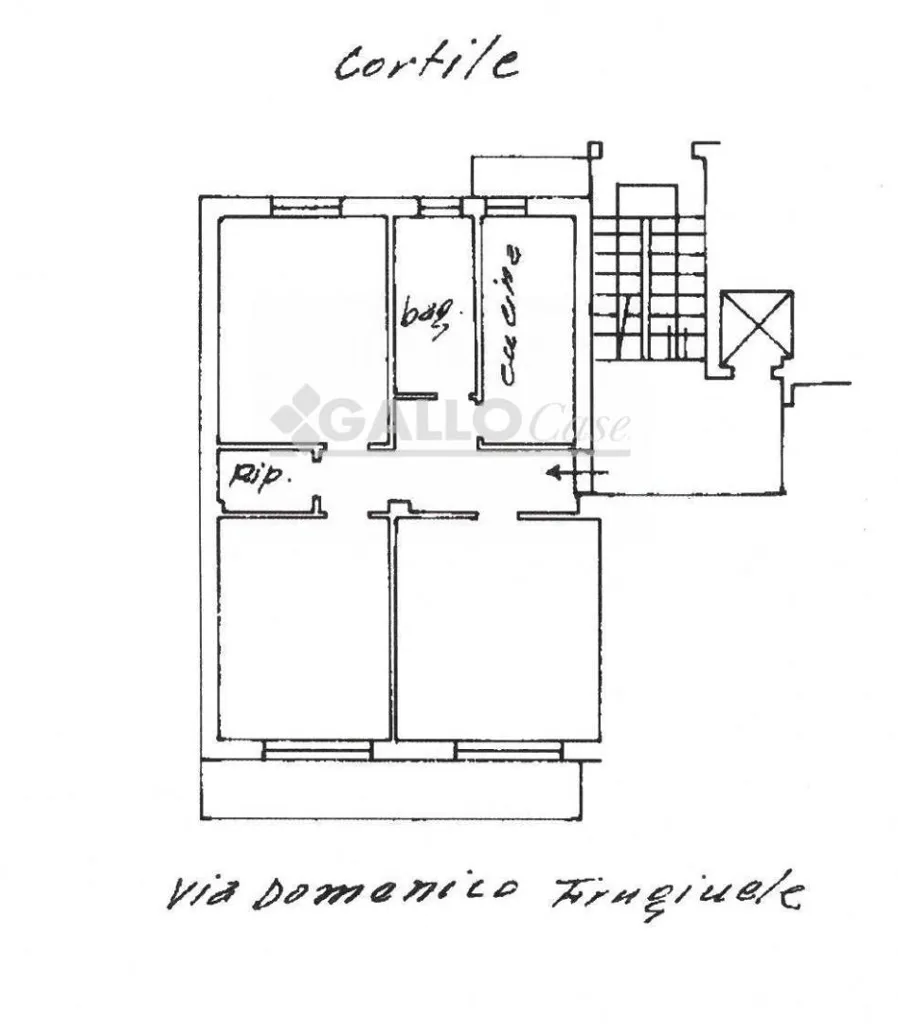 Plan - Central Apartment with Balconies in Cosenza