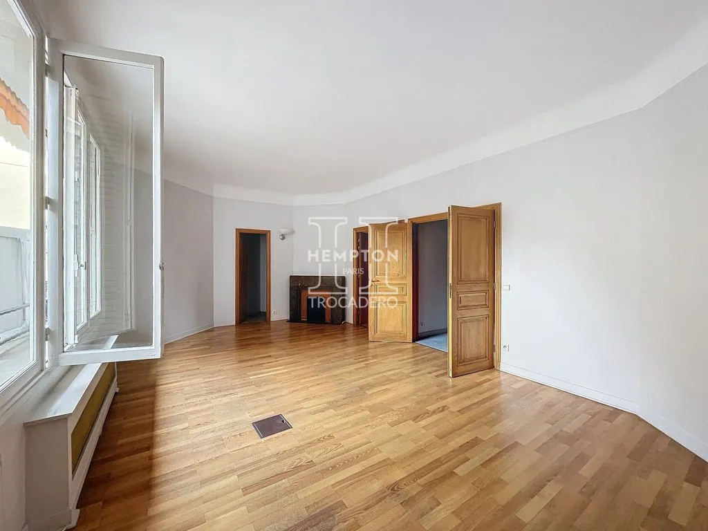 Elutuba - Luxury Duplex with Parking in La Muette, Paris