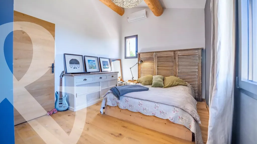 Chambres - Maison Provençale avec Piscine près de Maussane