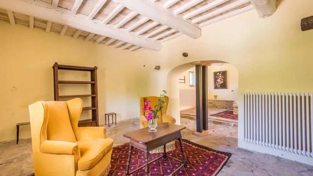 Living Room - Rustic Tuscan Cottage with Pool in Radicondoli