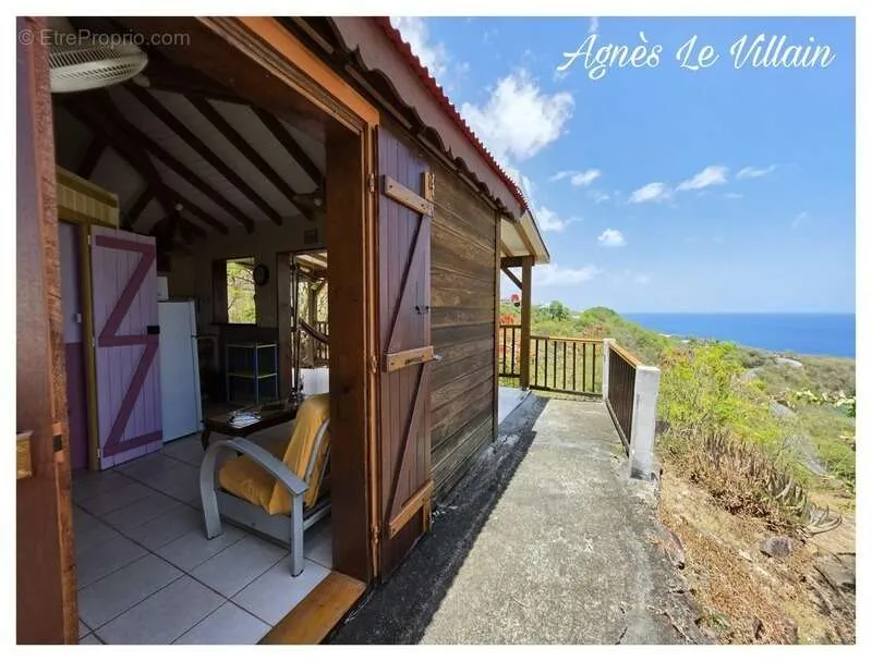 Terrasse - Maisonnette T2 Vue Mer avec Piscine en Copropriété