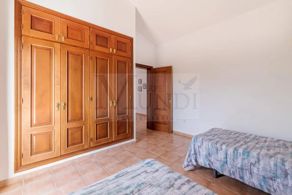 Chambres - Luxury Villa with Pool in Villaverde, Getafe