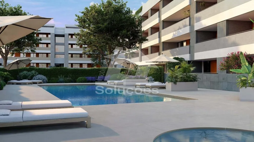 Pool - Luxury Flat with Communal Pool in Lagos