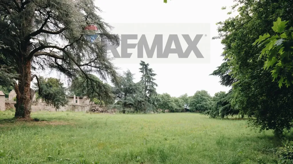 Jardin - Historic Villa with Secluded Garden in Cologne
