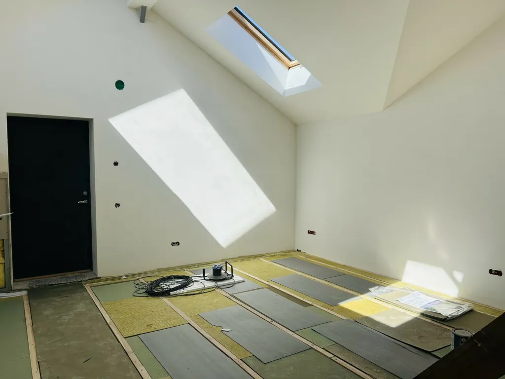 Stanze - Four-Bedroom Apartment with Loft in Klaipėda