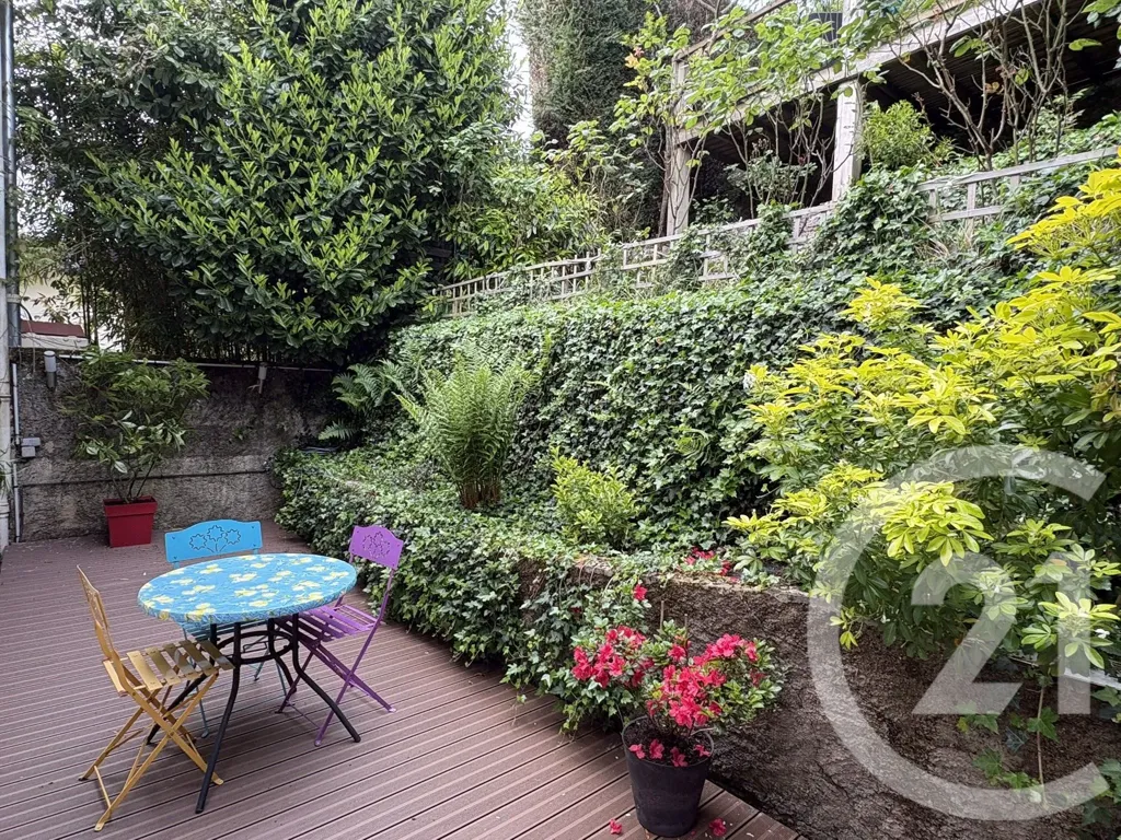 Terrass - Terraced Maison with Garden in Besançon
