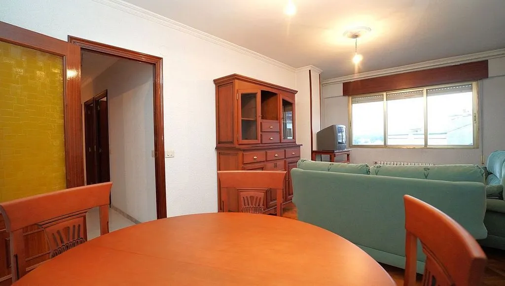 Salle à manger - Apartment with Balcony in Paradai