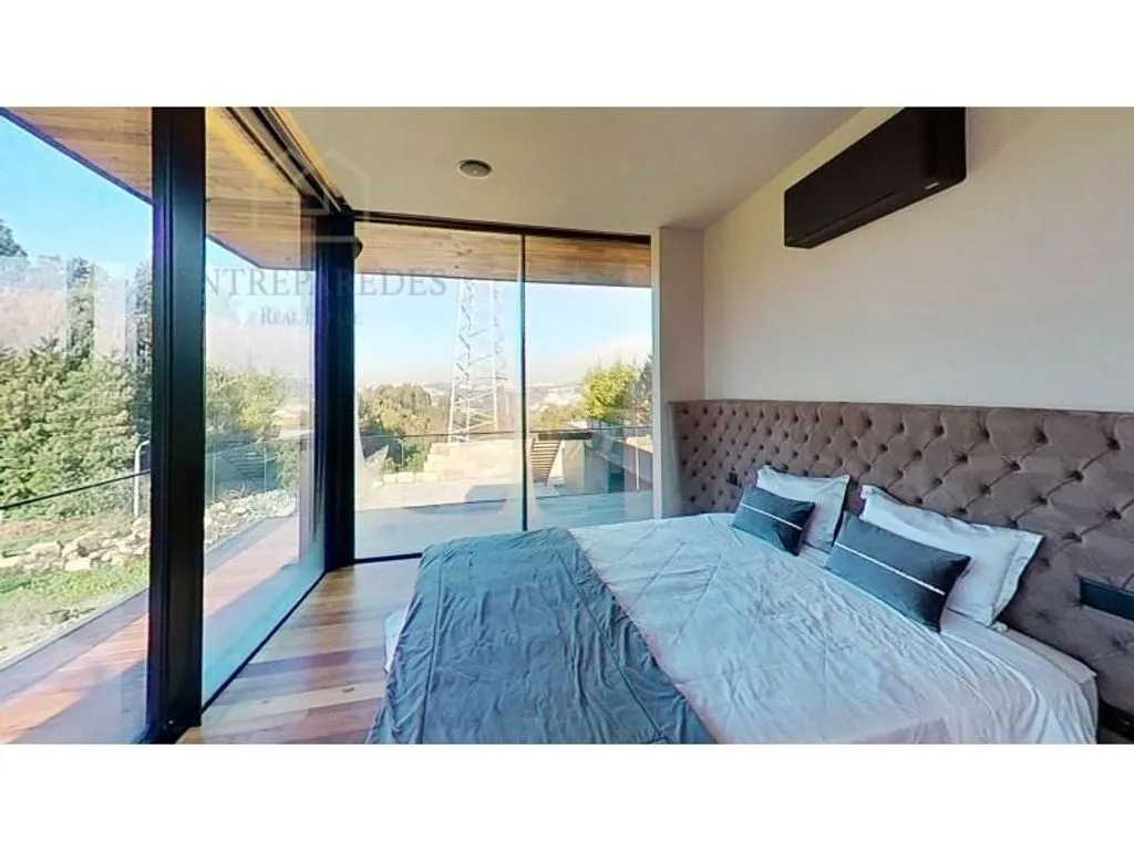 Chambres - Luxury Villa with Infinity Pool in Avintes