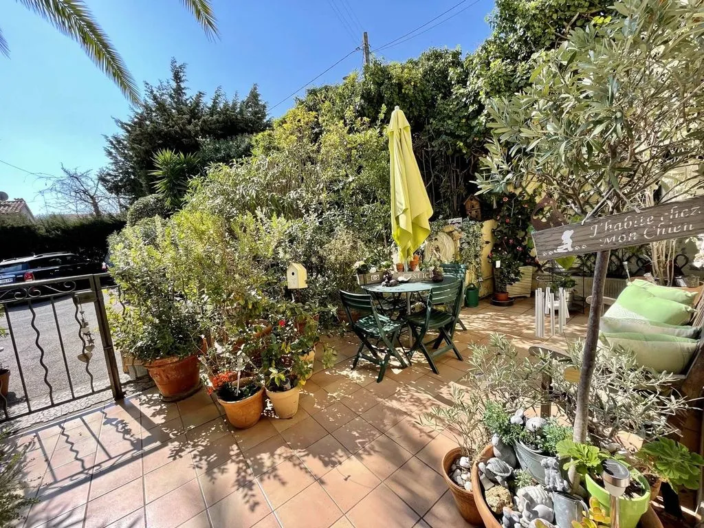 Terrasse - Appartement Luxueux avec Terrasse à Cannes