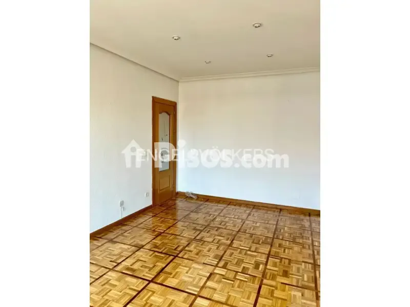 Pièces - Bright Apartment with Terrace in Chamberí