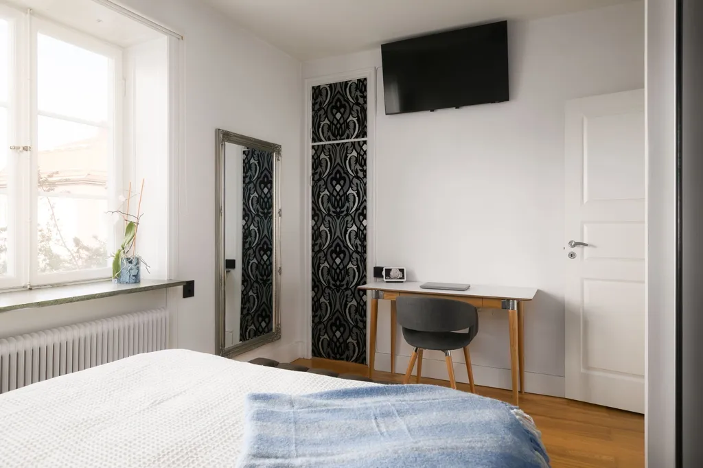 Chambres - Turn-of-the-Century Apartment with High Ceilings in Söder
