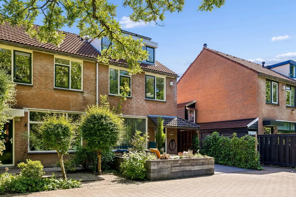 Extérieur - Corner House with Garden at Forest Edge in Lelystad