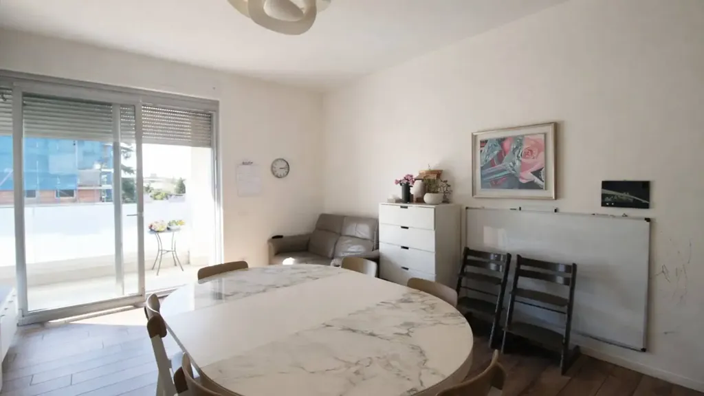 Söögituba - Modern Triplex with Terrace in Milan