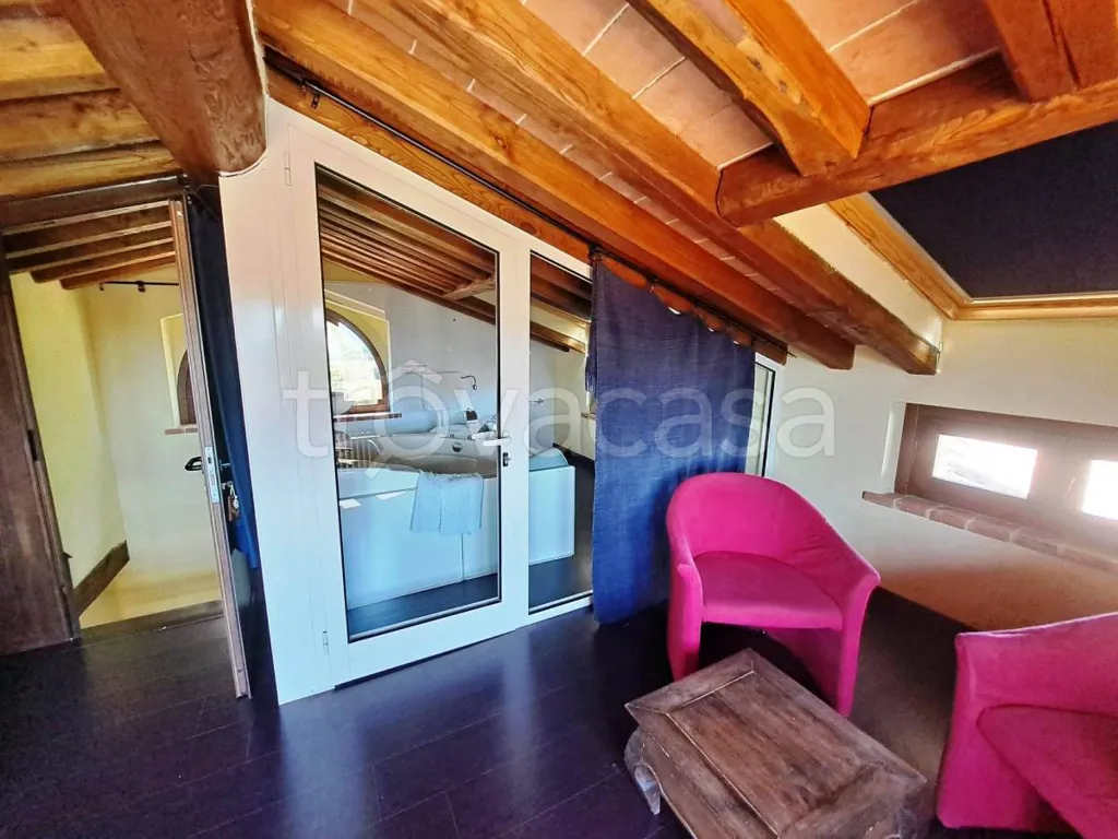 Toad - Casale with Pool in Castiglione del Lago