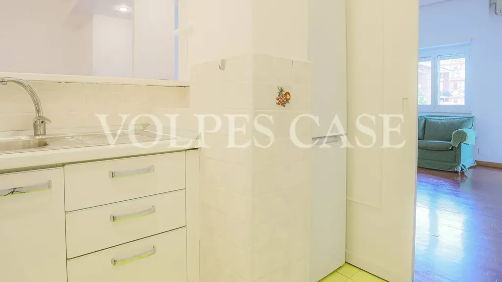 Cuisine - Partially Furnished Flat with Balcony in Rome