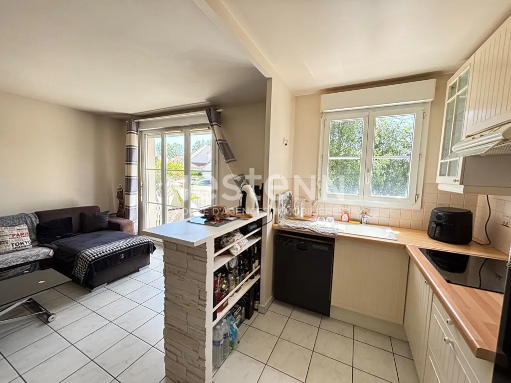 Cuisine - Appartement avec Balcon et Parking à Igny, Secteur Sablons