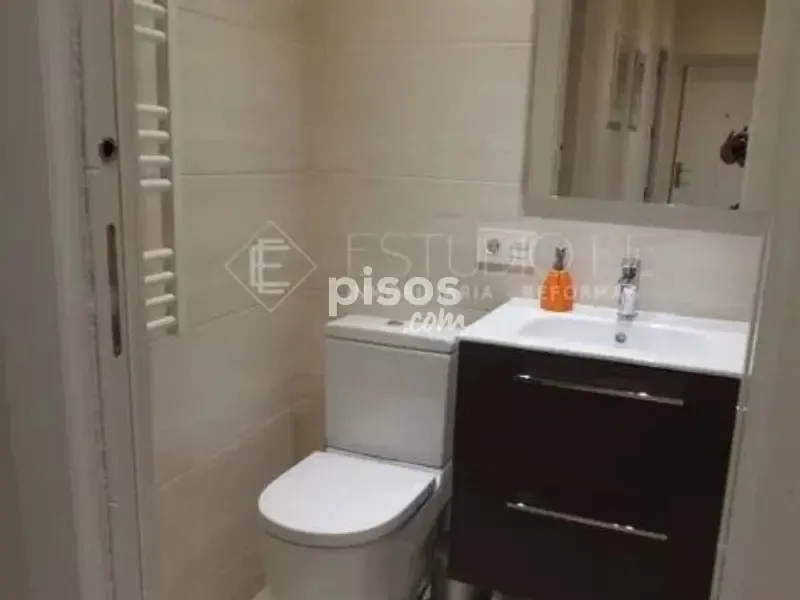 Salles de bain - Furnished Flat with Central Heating in Salamanca