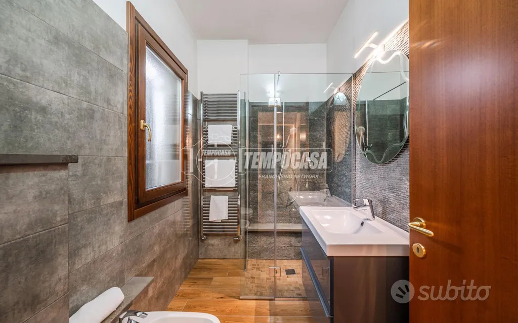 Salles de bain - Restored Villa with Garden in Minerbio