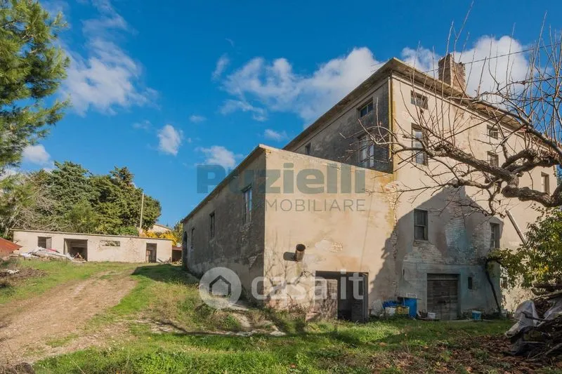 Välivaade - Rustic Borgo to Rework in Carassai