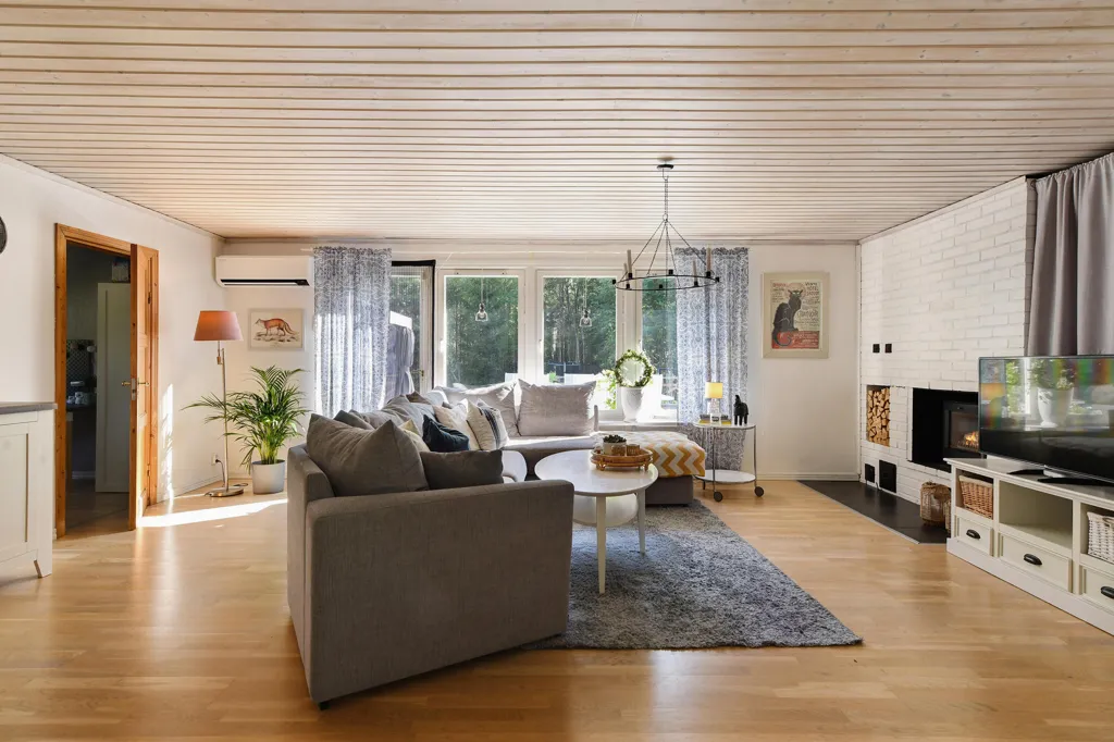 Séjour - Maison 3 pièces à Axmar