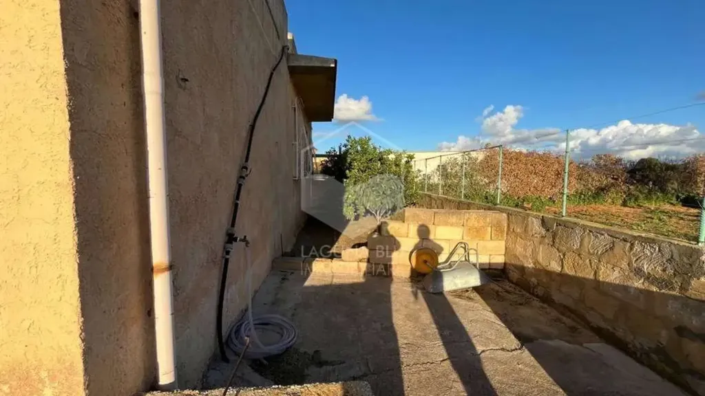 Garden - Independent House with Veranda in Marsala