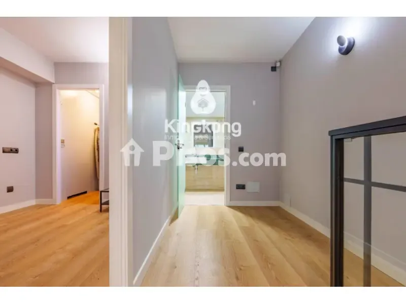 Entrée - Contemporary Loft with Terrace in Simancas