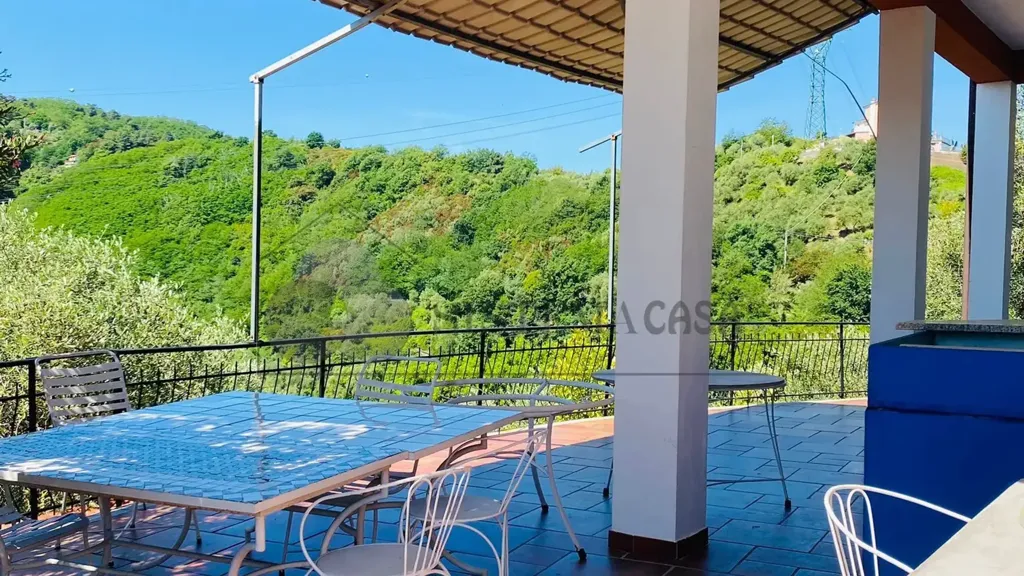 Terrass - Villa with Sea View in Vezzano Ligure