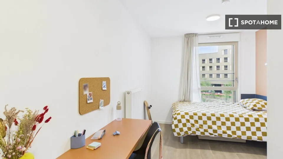 Magamistoad - Shared Flat with 5 Rooms in Moncada