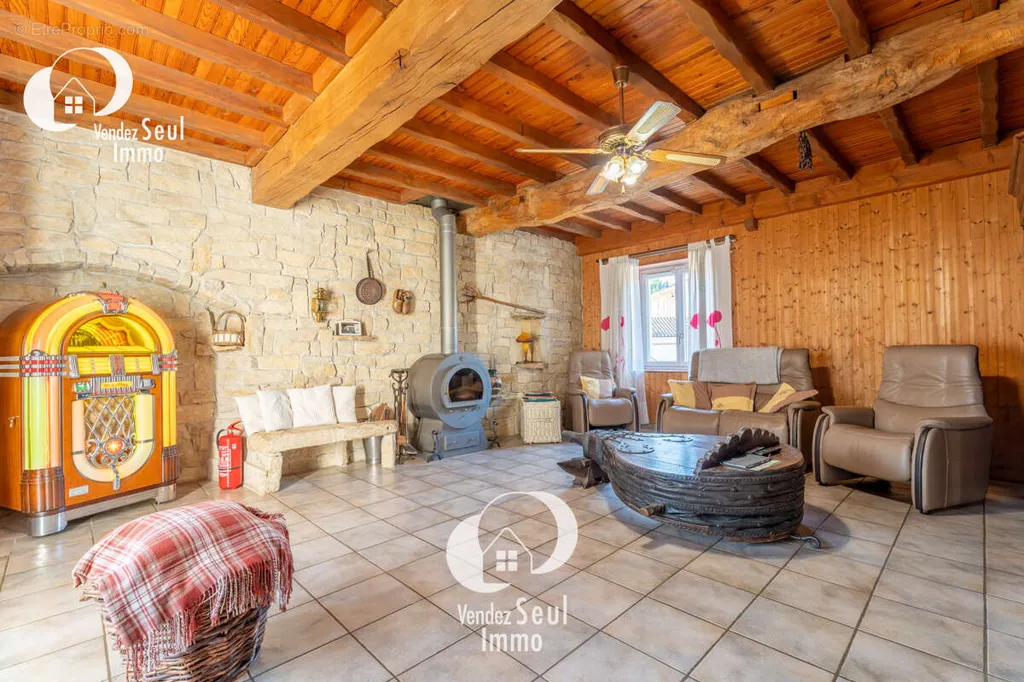 Maison 7 pièces à Pusignan