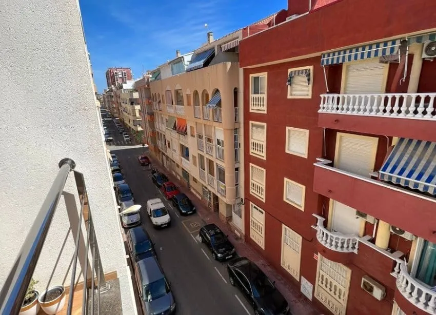 Balcone - Modern Apartment with Pool near Torrevieja Beach