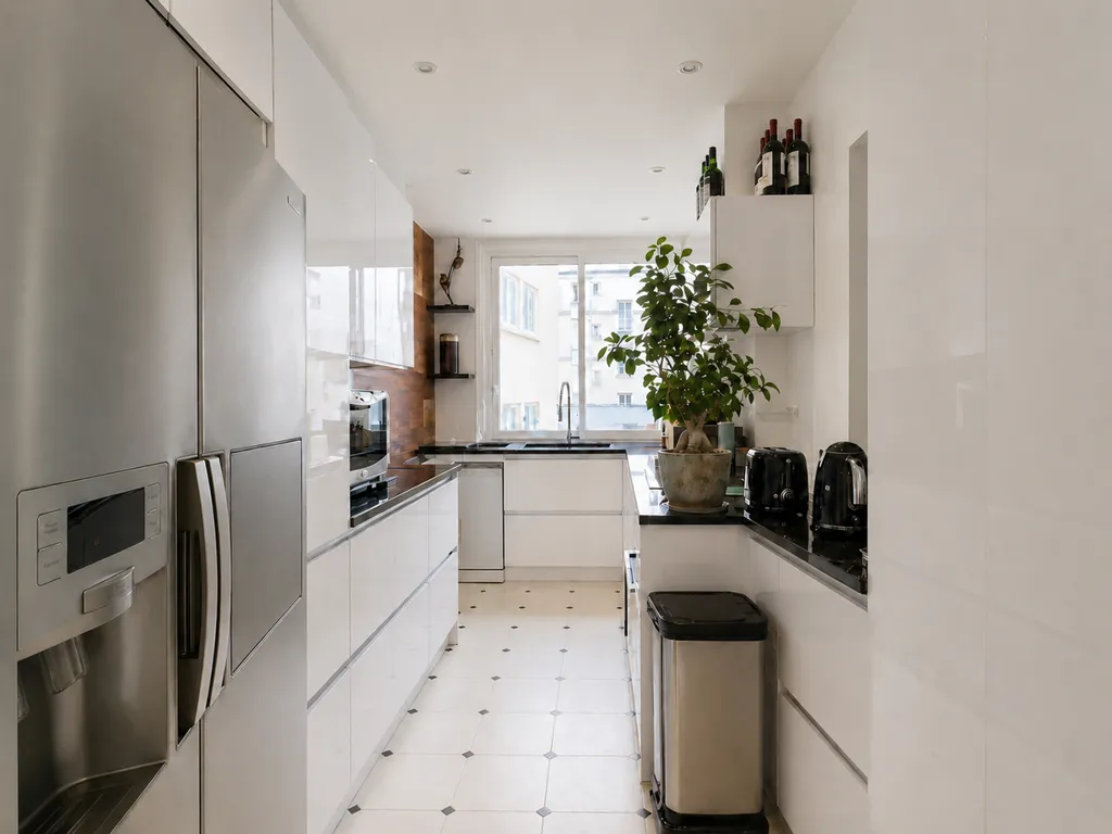 Cocina - Apartment with Tour Eiffel View in Paris VIIème