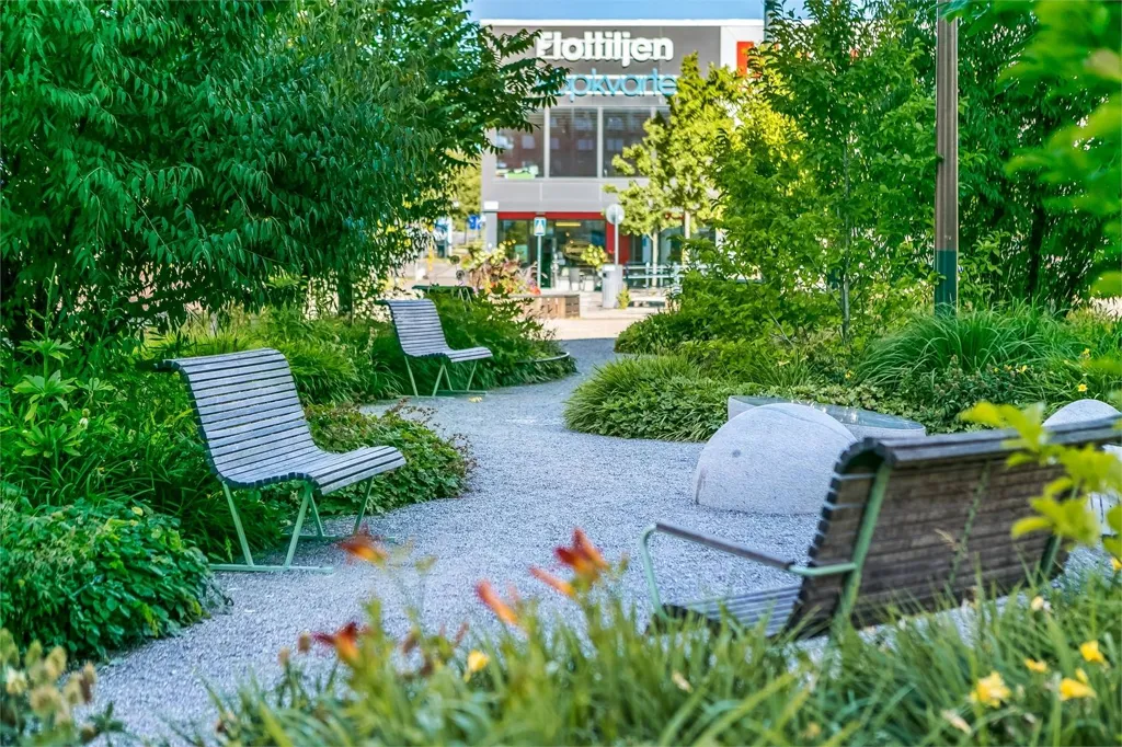 Bright 3-Room Flat with Balcony in Barkarby