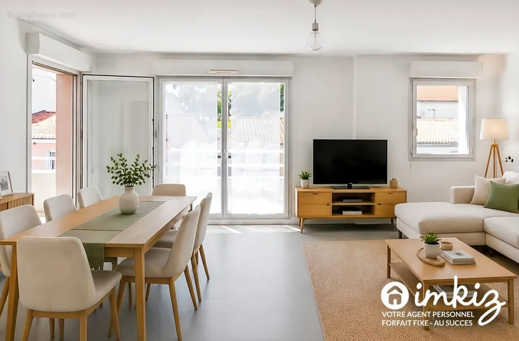 Séjour - Appartement Traversant avec Garage à Rezé