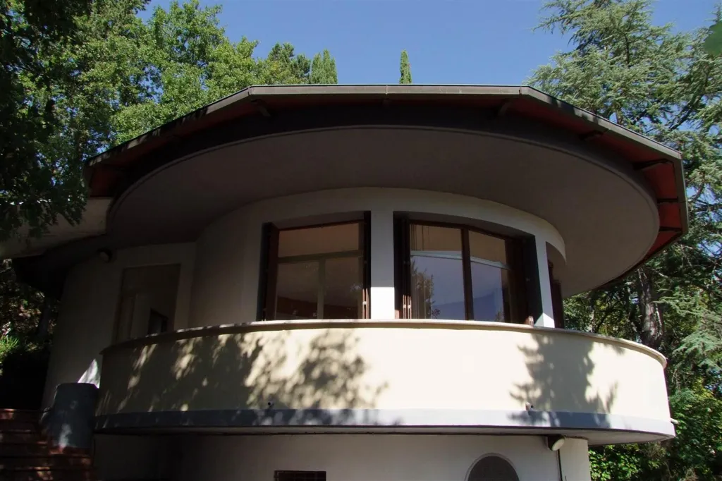 Esterno - Unique Round-Structured Villa in Pontassieve
