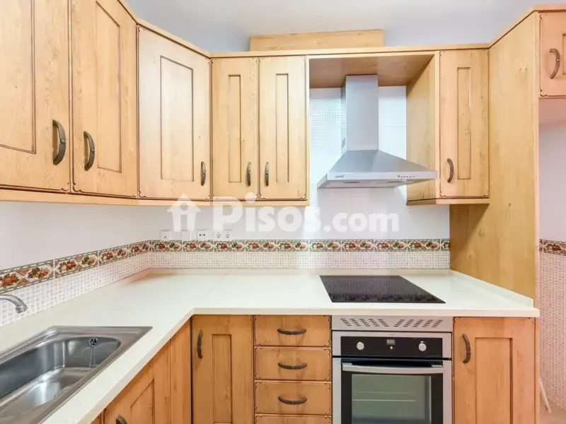Cuisine - Spacious Apartment with Pool in Los Geraneos