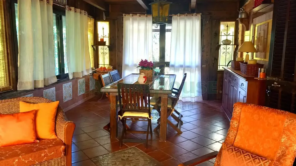 Söögituba - Villa with Garden in Baiano, Via Paganini