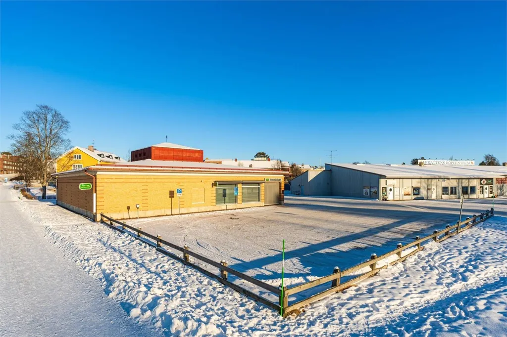Esterno - Property Portfolio in Central Nordmaling