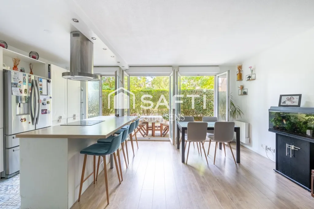 Cucina - Apartment with Garden in Poissy
