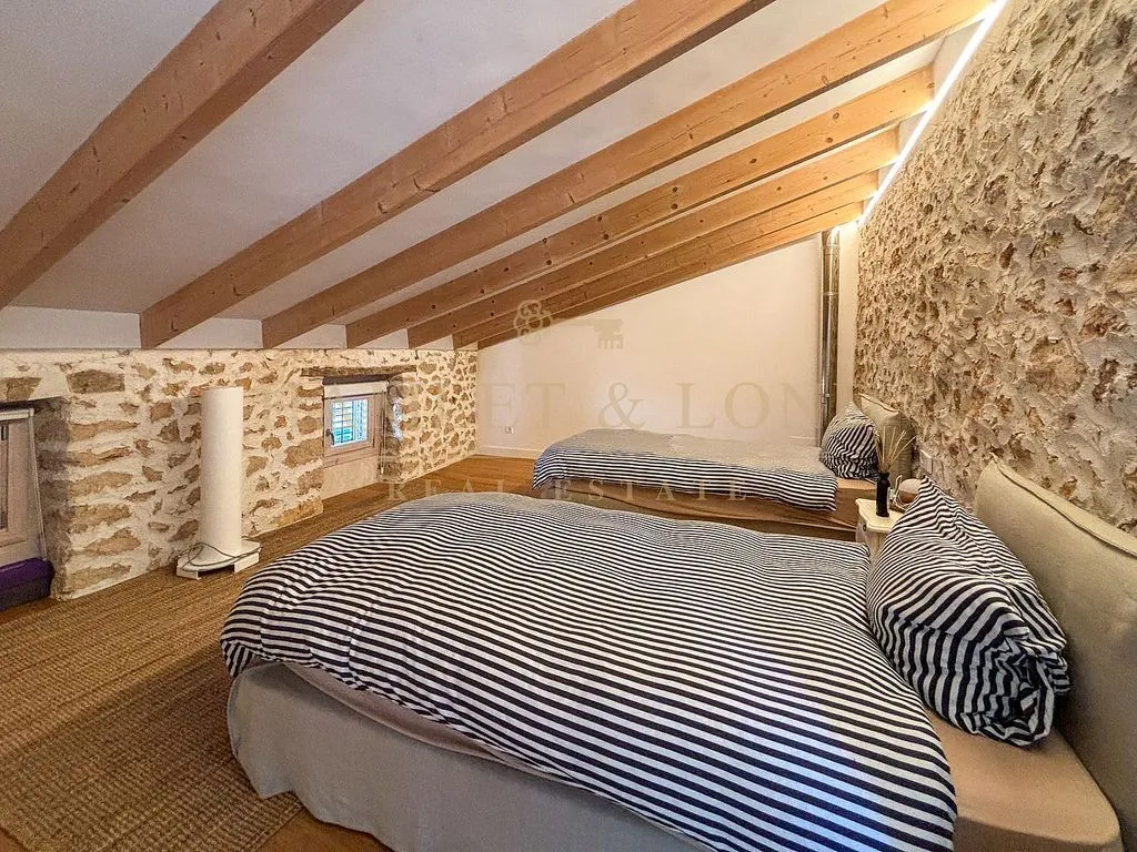 Magamistoad - Reformated Townhouse with Terrace in Alaró