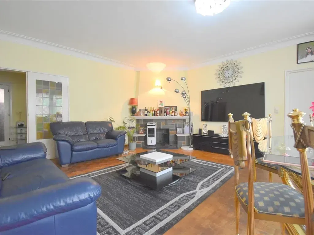 Séjour - Appartement à Rafraîchir avec Terrasse à Koekelberg